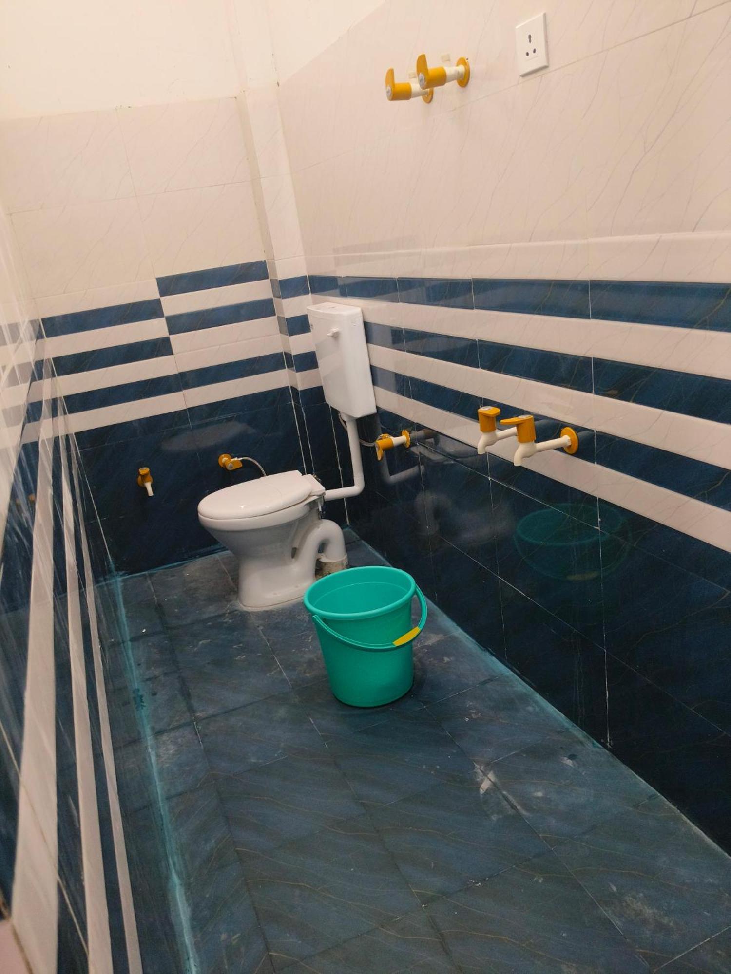 Rameshwar Dham Andhra Bhavan Naimisharanya Екстер'єр фото